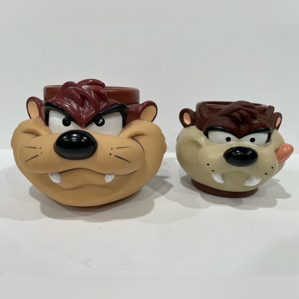 Taz Tasmanian Devil Mug Plastic Coffee Cups Warner Bros Looney Tunes 1993 / 1995